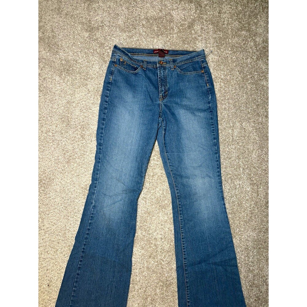 Jones Wear Jeans Women's Medium Wash Blue Bootcut Stretch 5-Pocket Jeans 10